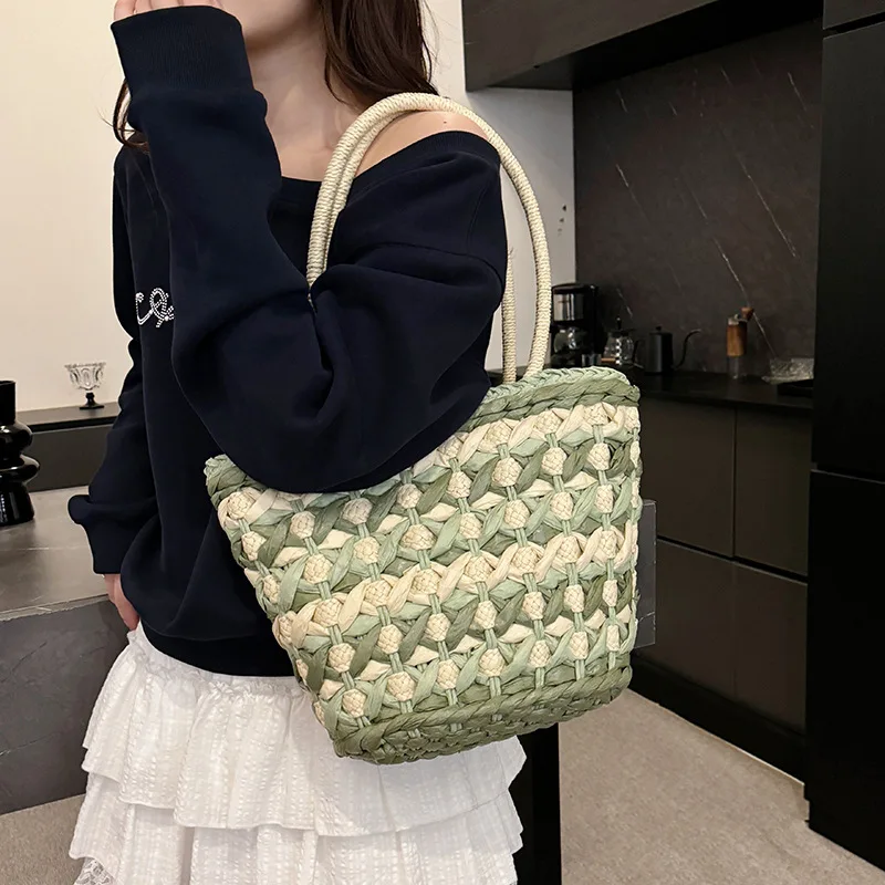 

Fashion Women's Bag Vintage Vacation Wind Ins Bucket Straw Bag Portable Woven Messenger Bag