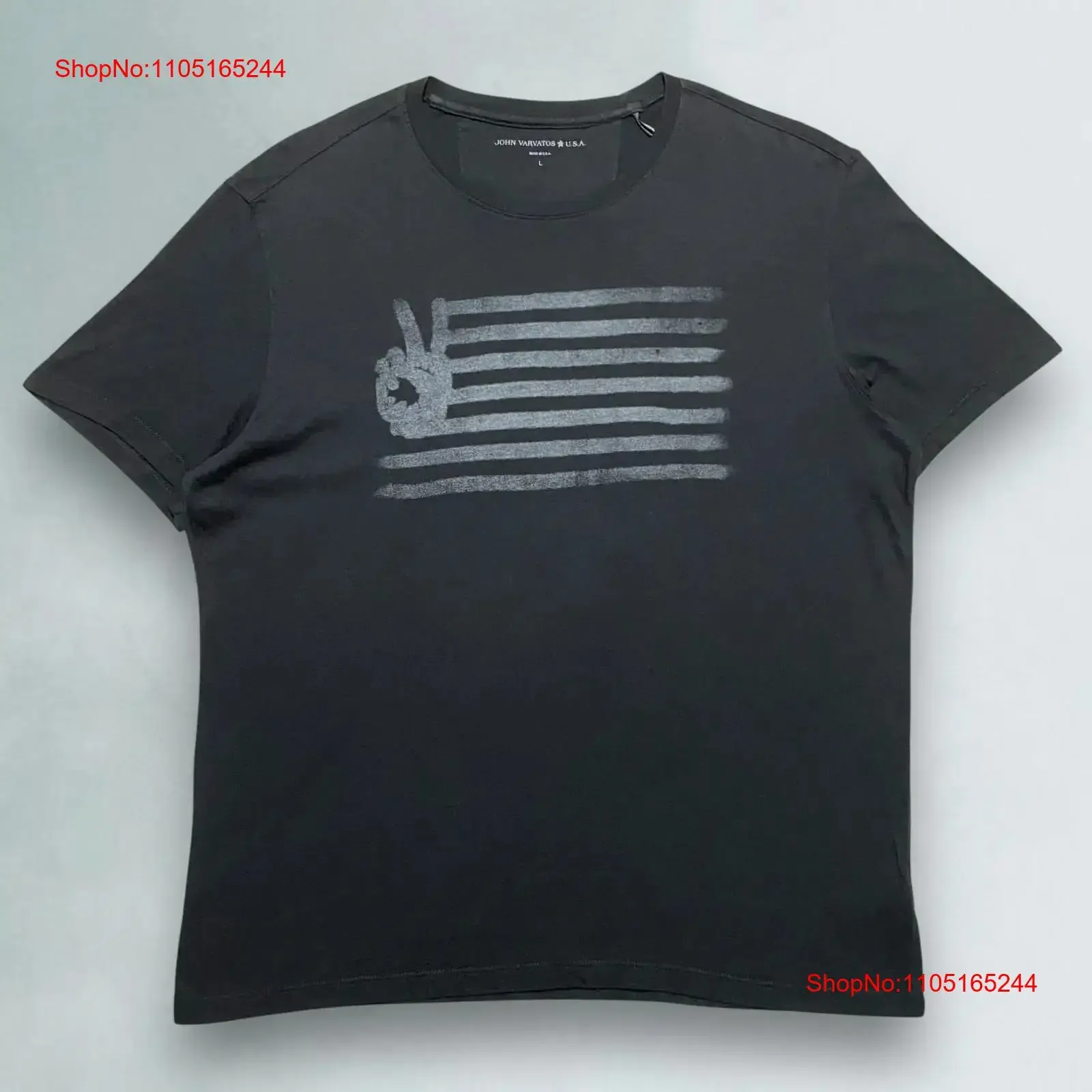 John Varvatos T Shirt Mens L Black Peace Sign Hand Flag USA Slim Rock Grunge EUC vintage Washed homme Breathable streetwear