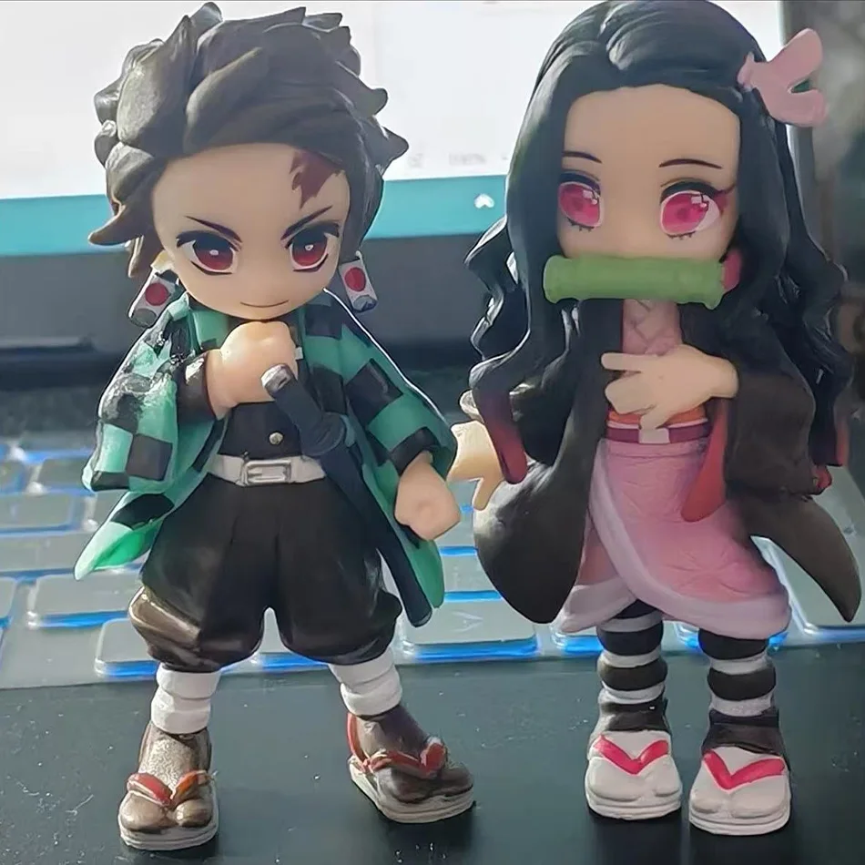 

Фигурка Demon Slayer в загадочной коробке: Kimetsu Yaiba, Камадо Нэзуко, Кочо Шинобу. Аниме-фигурка, лучший подарок для фанатов аниме. Счастливая коробка с фигурками.