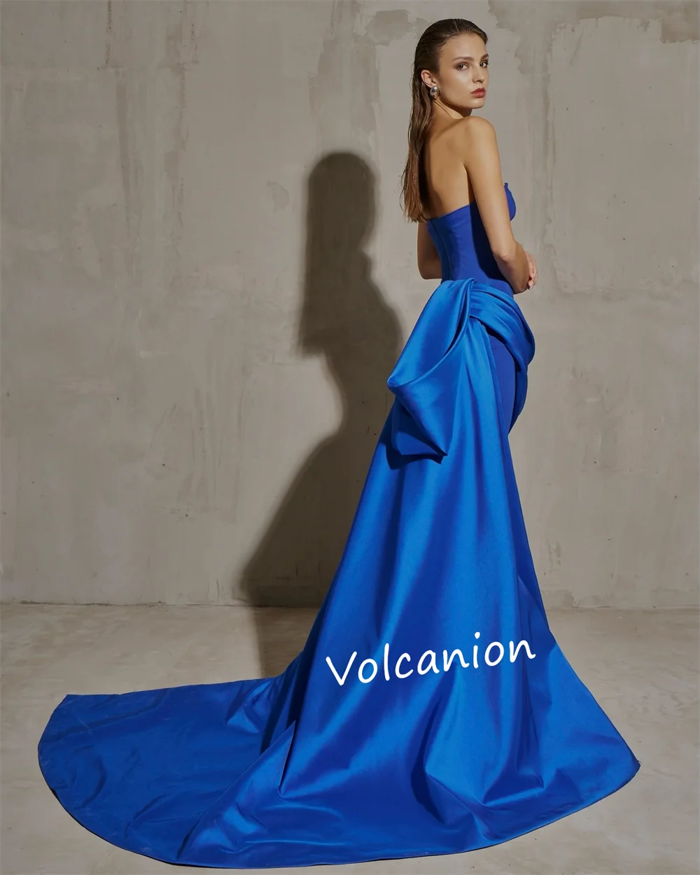 ที่กําหนดเองเจอร์ซีย์จีบ Draped Strapless ตรงชุดยาว Bespoke โอกาสง่ายประณีตคุณภาพสูงชุดราตรี