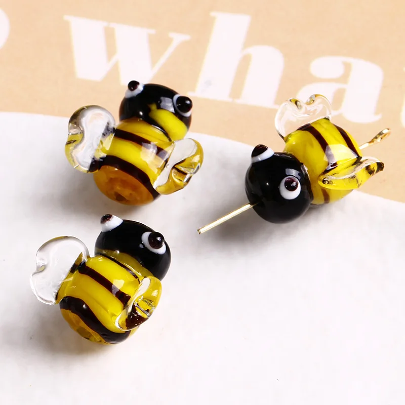1pcs 16x17mm Yellow Cute Bee Charm Beads For Jewelry Making Supplies Glass Materials Animal Spacer/Loose Bead DIY Bracelets