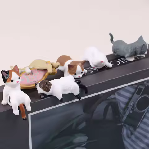 Cat Figurines Cartoon Animal Cat Miniature Ornaments Funny Micro Landscape Home Car Decoration
