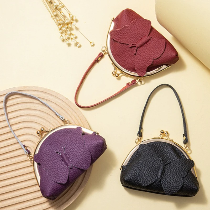 

Lightweight Butterfly Kiss Lock Crossbody Bag - Compact Leather Mini Purse with Chain, Travel Organizer for Small Essentials