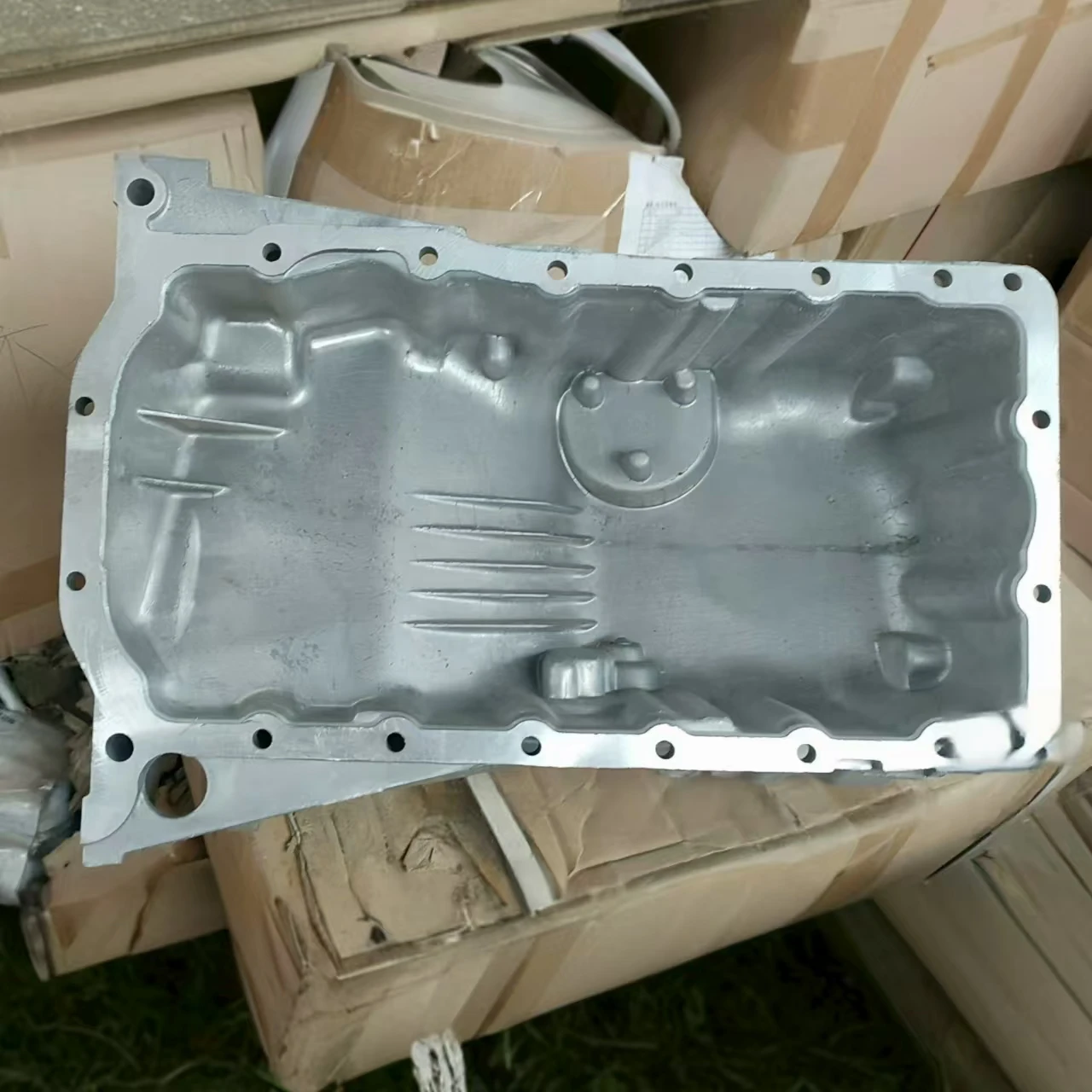 Cárter de aceite de motor 06B103603T para Audi A4 A6 VW Passat Skoda Superb 1.8T 2.0L 2000-2008 |   Reemplazo OE, nuevo