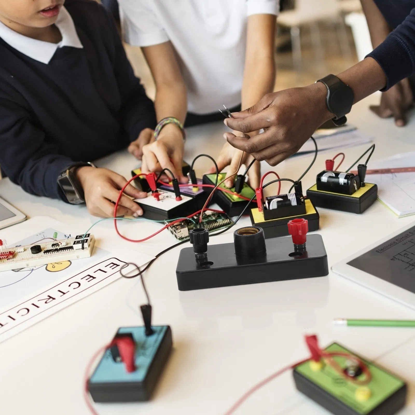 

10 шт. держателей для учебных ламп с пластиковым основанием и винтовым креплением для школьных физических экспериментов, инструментов для изучения электричества, лабораторного оборудования