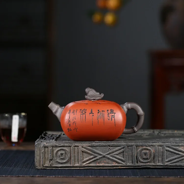 Wholesale Yixing Purple Clay Pot Handmade Chinese Handmade Cool Purple Clay Teapot Square Blessing Tea Pot Gift Kung Fu Tea Set