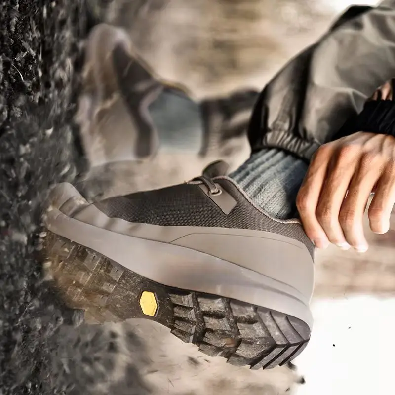 

New Golf Shoes Men Waterproof Sneaker Lightweight Golfers Sneaker Size 39-45 Couple