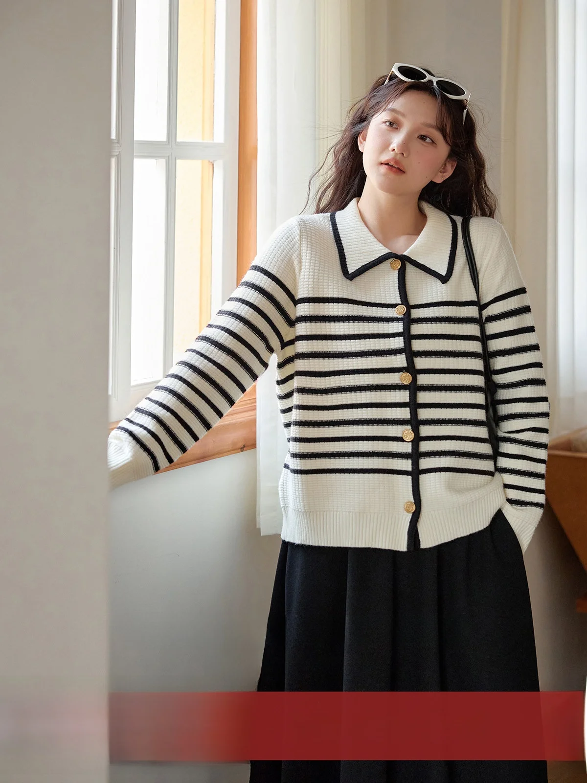 

Приятный к коже цветной полосатый свободный прямой трикотажный топ для женщин больших размеров, повседневный, с длинными рукавами и отложным воротником