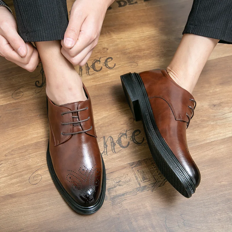 Men's Carved British Style Business Dress Casual Elevated Hair stylist Wedding Groom Shoes Brown