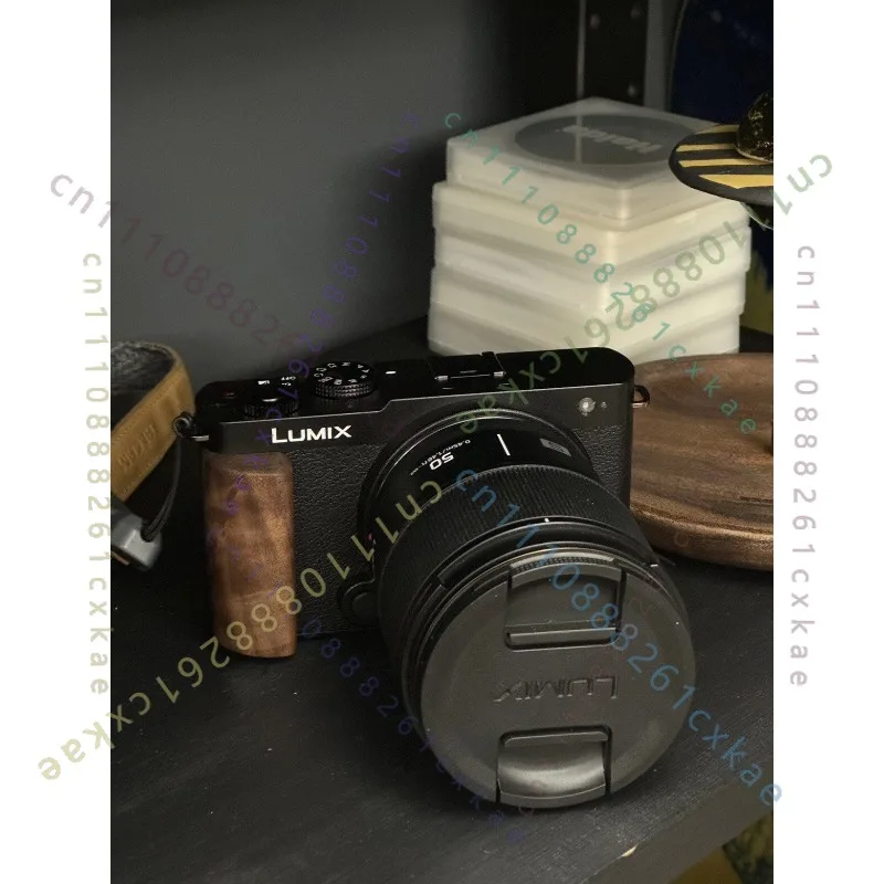 1pcs Wood Handgrip Handle Holder for Panasonic LUMIX S9 Mirrorless Camera Light Weight
