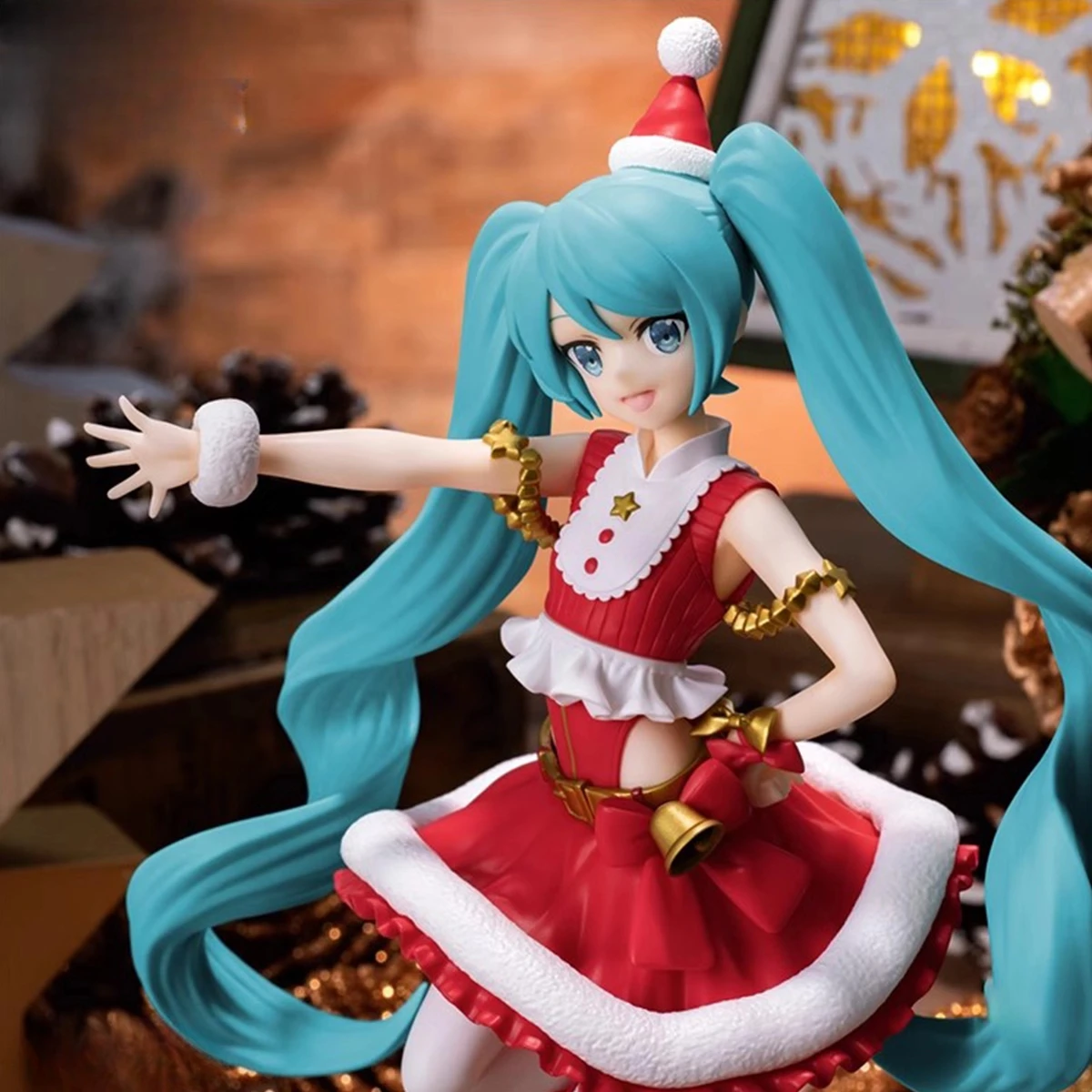 

20cm Cute Anime Hatsune Miku Christmas Festival Figure PVC Model Doll Toy Birthday Christmas Gift Holiday Collectible
