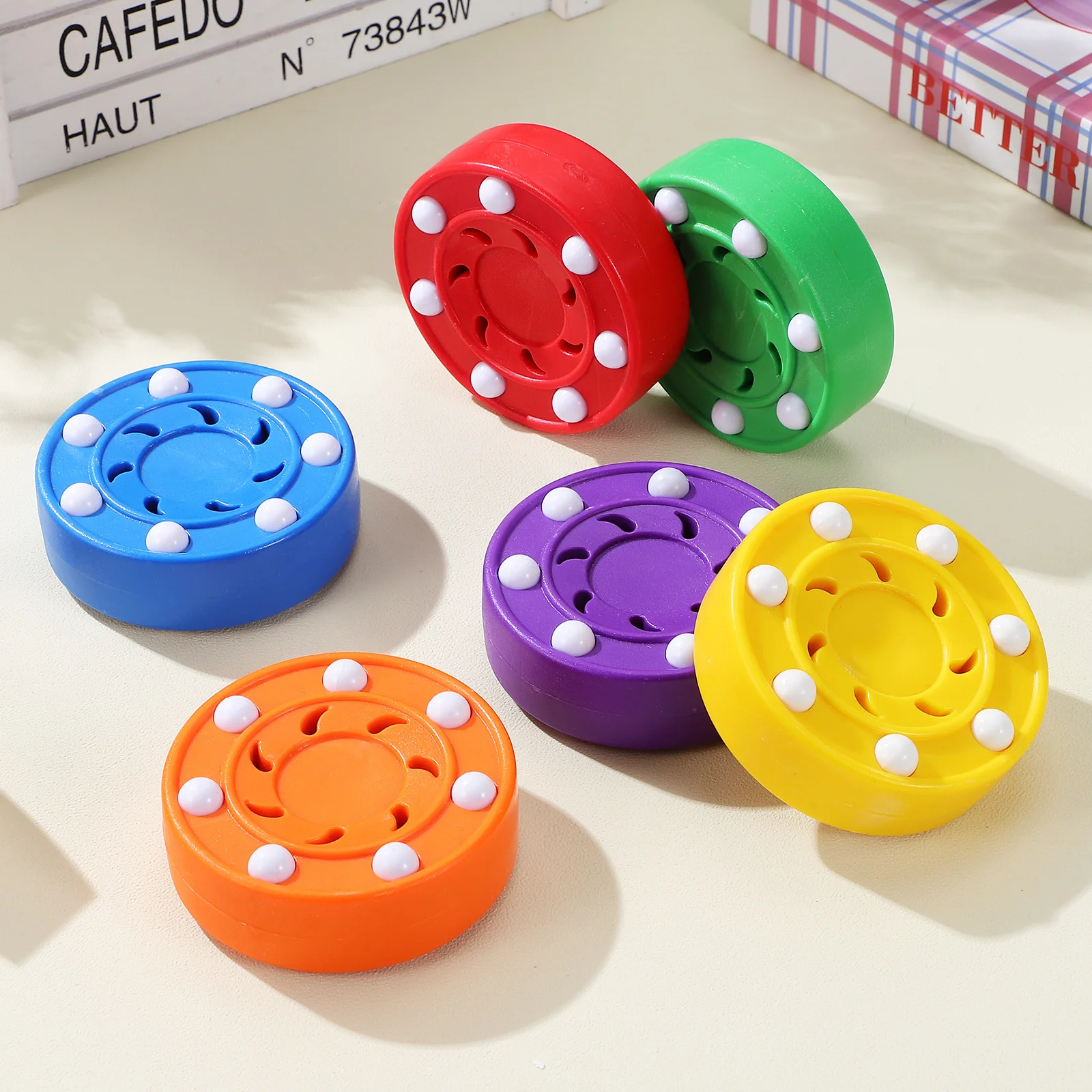 6 قطعة كرات الهوكي الدوارة كرات التدريب هوكي الجليد الملونة أرضية مستقرة داخلي في الهواء الطلق ممارسة الملحقات كرات رياضية #1