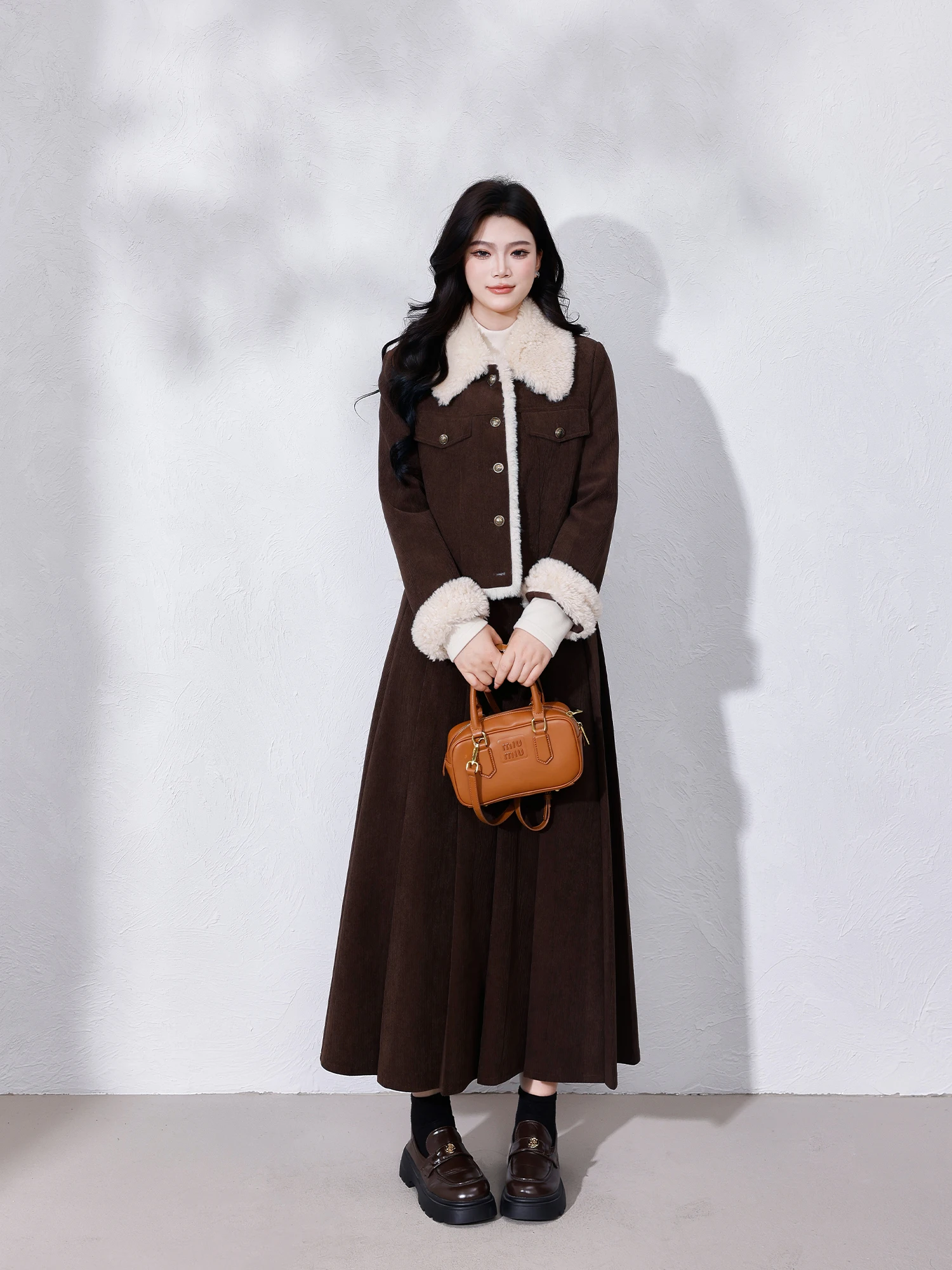 

Модный вельветовый женский костюм Ele: утепленный, с длинными рукавами, на пуговицах, с высокой талией, теплый, для работы, осень-зима