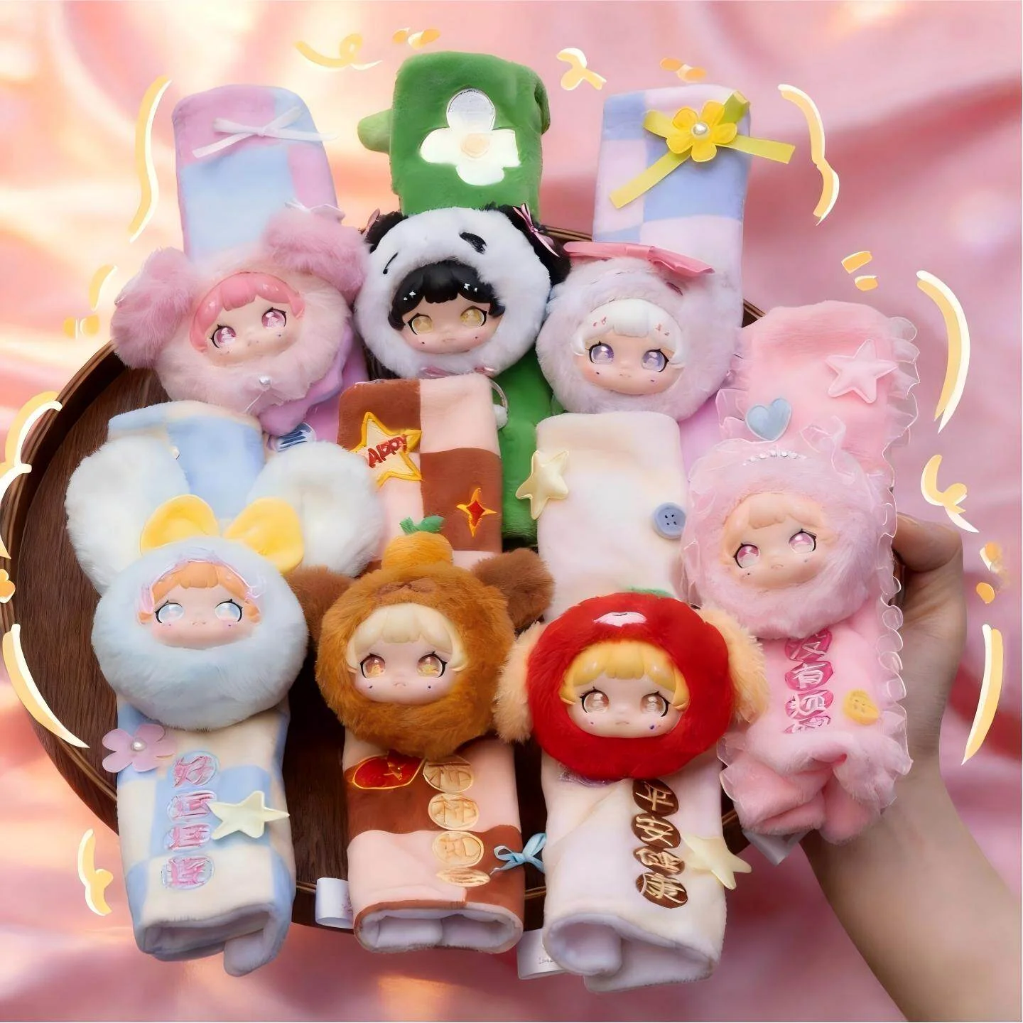 

Darlym Car Seat Belt Shoulder Pad Series Blind Box Toys Kawaii Anime Figure Mystery Box Removable Incar Decora Cute Plush Dolls