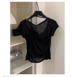 

80. Women's new versatile and fashionable T-shirt hot selling short sleeved women's comfortable top