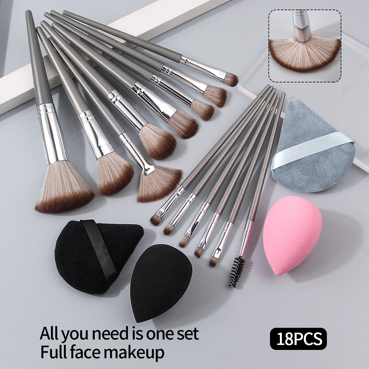 Ensemble de pinceaux de maquillage de haute qualité, 18 pièces, pinceau de maquillage pour le visage multifonctionnel + œuf éponge haute résilience + bouffée de poudre triangulaire