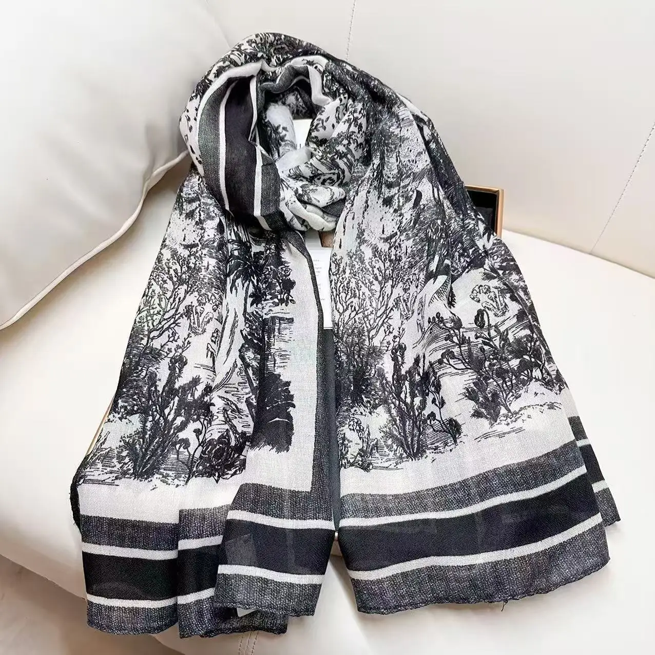 

Женский весенне-летний новый тонкий шарф из хлопка и льна с принтом, солнцезащитная шаль большого размера, декоративный теплый шарф