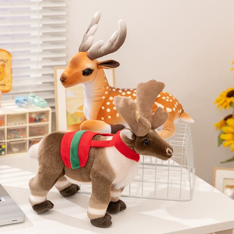 横たわる姿勢のシカ鹿のぬいぐるみ ﻿   立っている姿勢のクリスマスのトナカイのぬいぐるみ メリークリスマス 新年飾り 子供への最高の贈り物