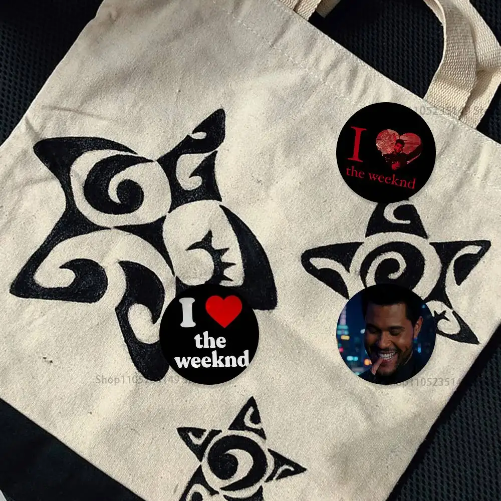T-The Weeknd 58mm Cartoon Badge Stage Brooches on Backpack Clothes Handmade Round Enamel Pins for Jewelry Gift Bag Accessory