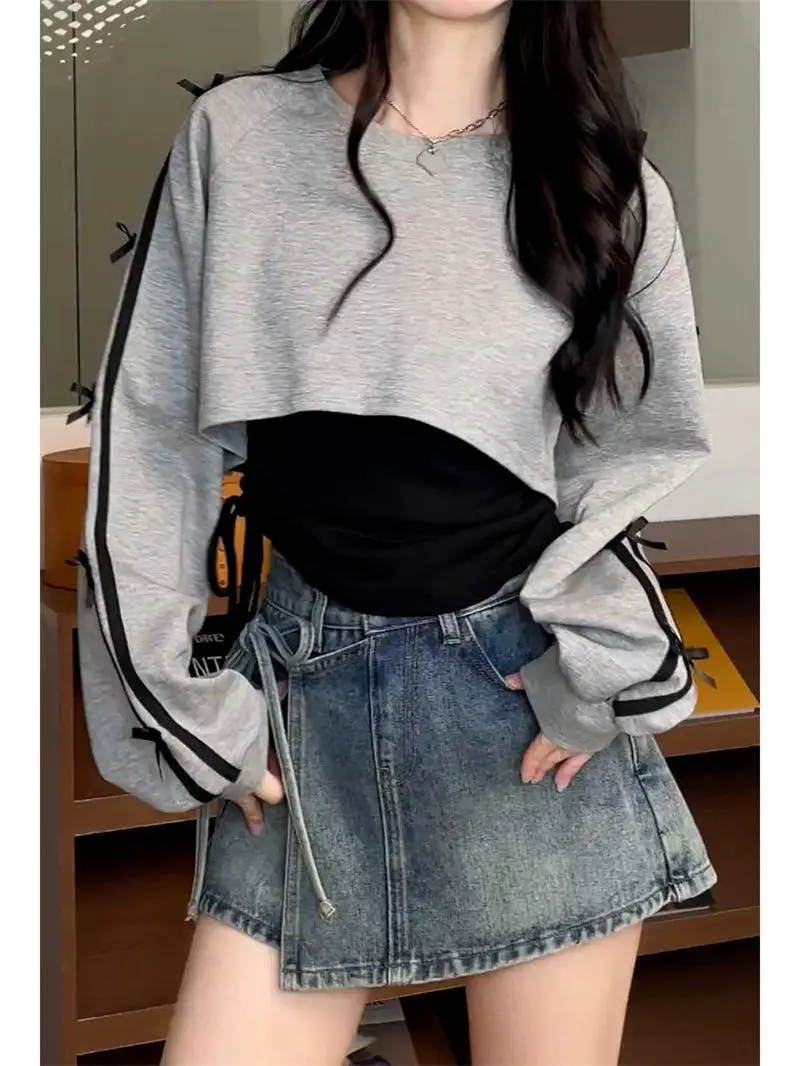 

Женский осенний комплект 2025: новый свитшот с длинным рукавом и круглым вырезом, свободный топ с узлом в стиле Lazy, комплект из двух предметов