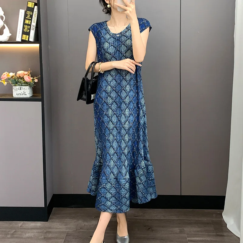 Pleated Women Elegant Dress in Denim-Effect Vintage Design Patchwork Loose Fit Plus Size Fashion Dress Outdoor Travel Attire