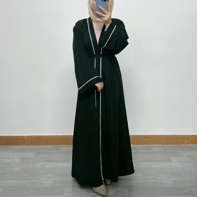 Women's Outwear Middle East Dubai Collage Contrast Color Elegant Cardigan Robe Manufacturers Muslim Fashion