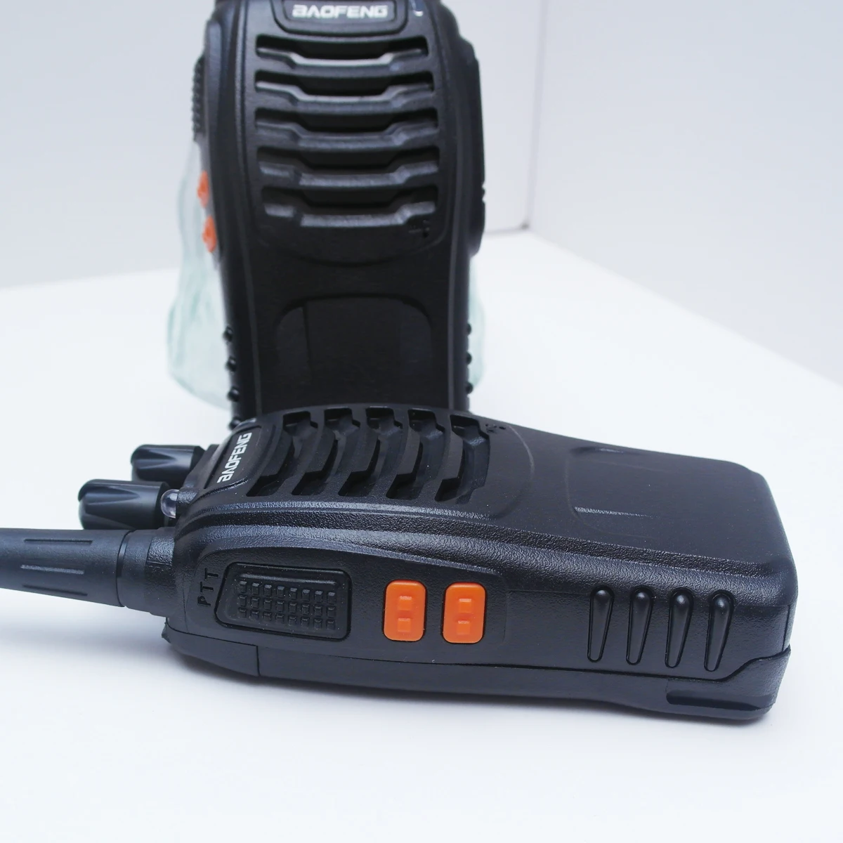 Walkie Talkie Transceiver Baofeng BF-888S Portable Radio Station BF888s BF 888S Amateur Two-Way Receiver Transmitter