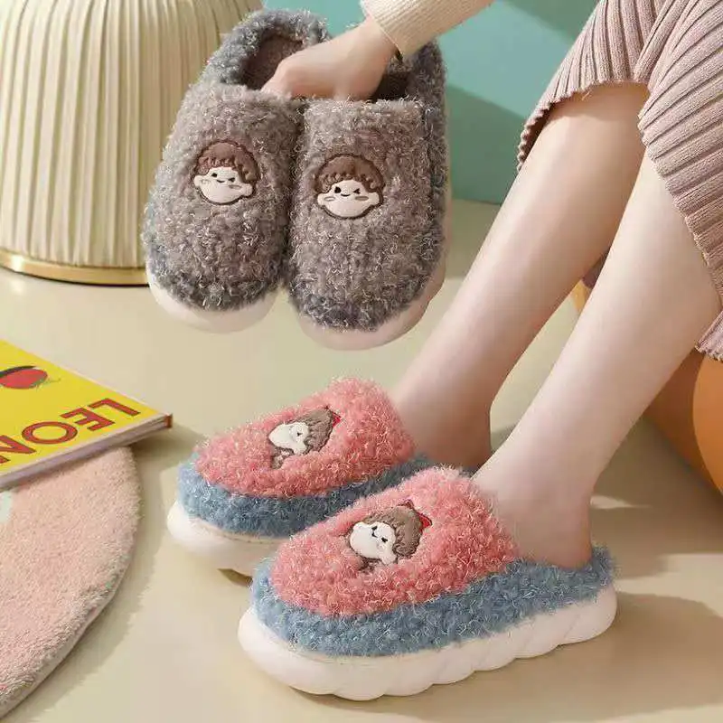 

Winter cotton slippers fashionable cute with cartoon designs thick soles warm quiet anti-slip suitable for home use cotton shoes