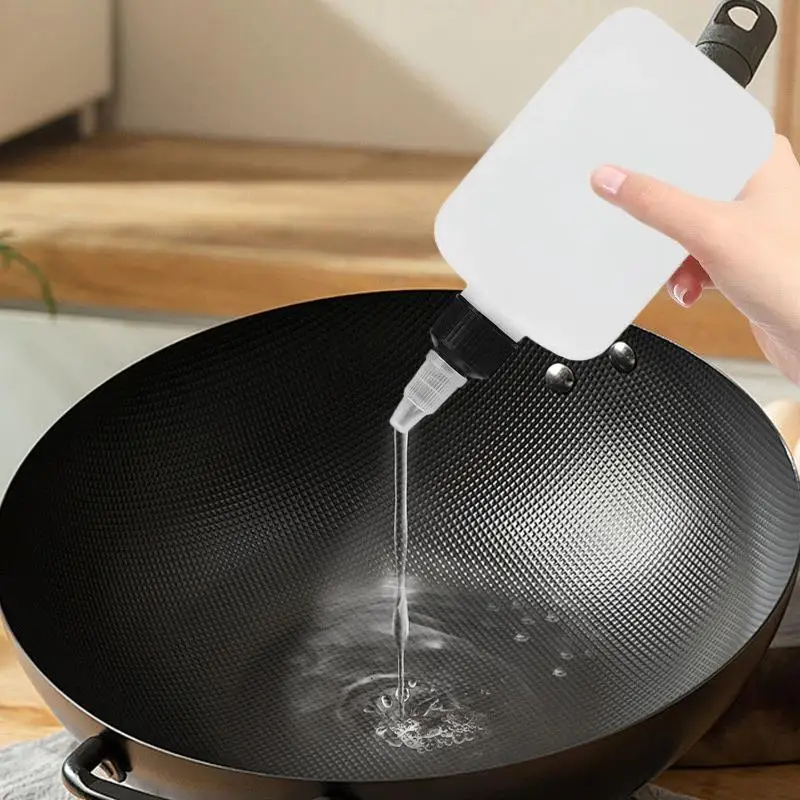 

Portable Vinegar Soy Sauce Bottle Small Oil Bottle Leak Proof Seal For Outdoor Camping Picnic Barbecue Kitchen Bar Parts 120ml