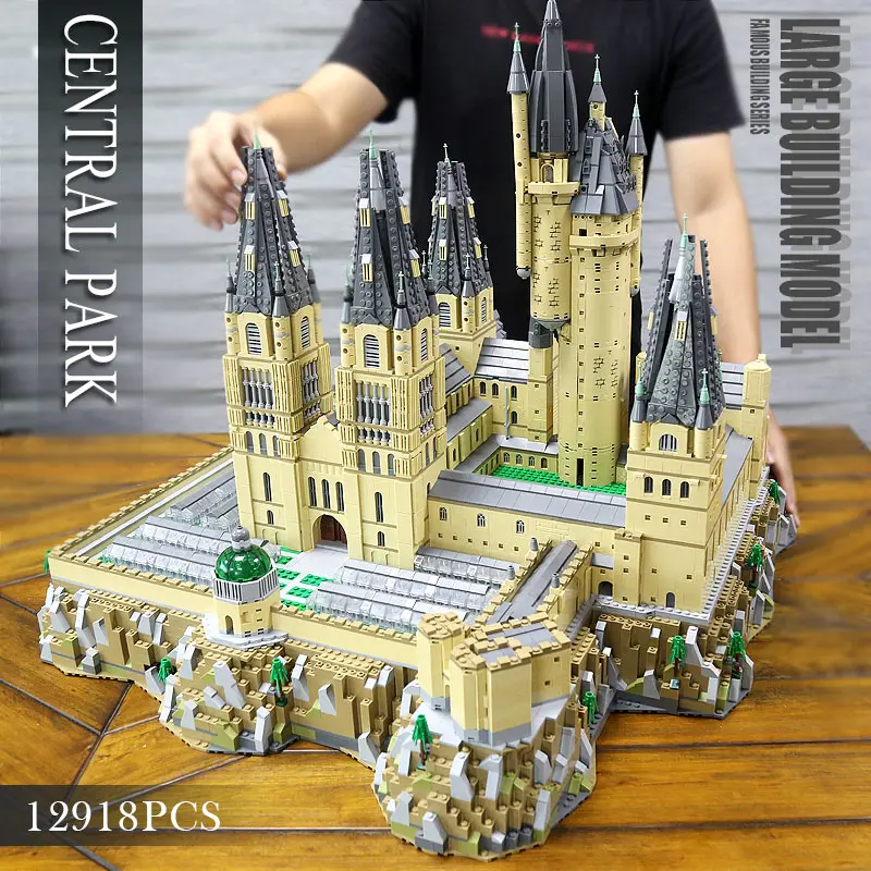 IN STOCK S7315 Movie Assembly Toys  MOC-30884 Magic Movie Castle Model Building Blocks Bricks Kids Christmas Gifts  71043 16060