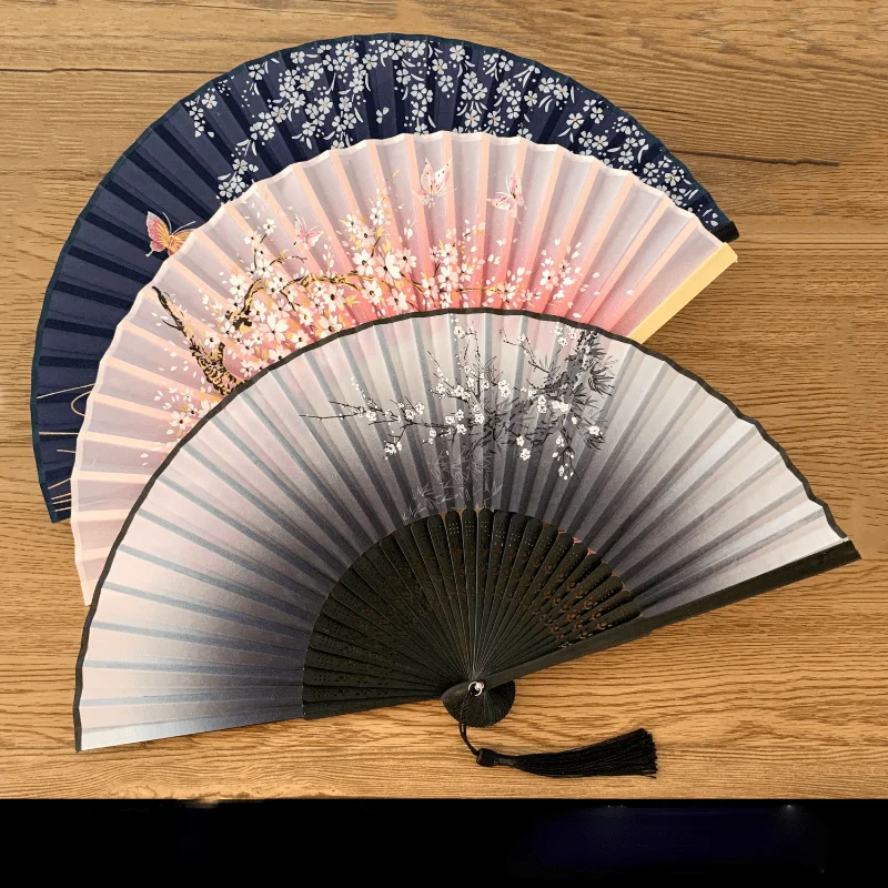 1Pc Vintage Silk Folding Fan Retro Chinese Japanese Bamboo Folding Fan Tassel Dance Hand Fan Home Decoration Ornament Craft Gift