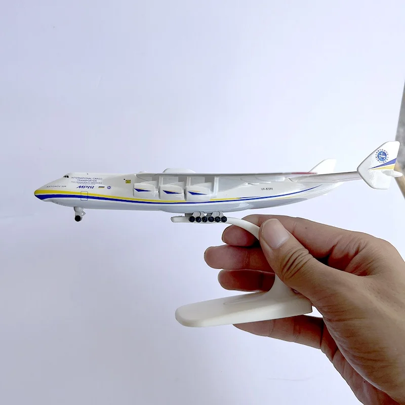 20cm Alloy Soviet Union Air ANTONOV 225 Airlines Ukraine An-225 Mriya WORLD BIGGEST CARGO Airplane Model Plane Diecast Aircraft