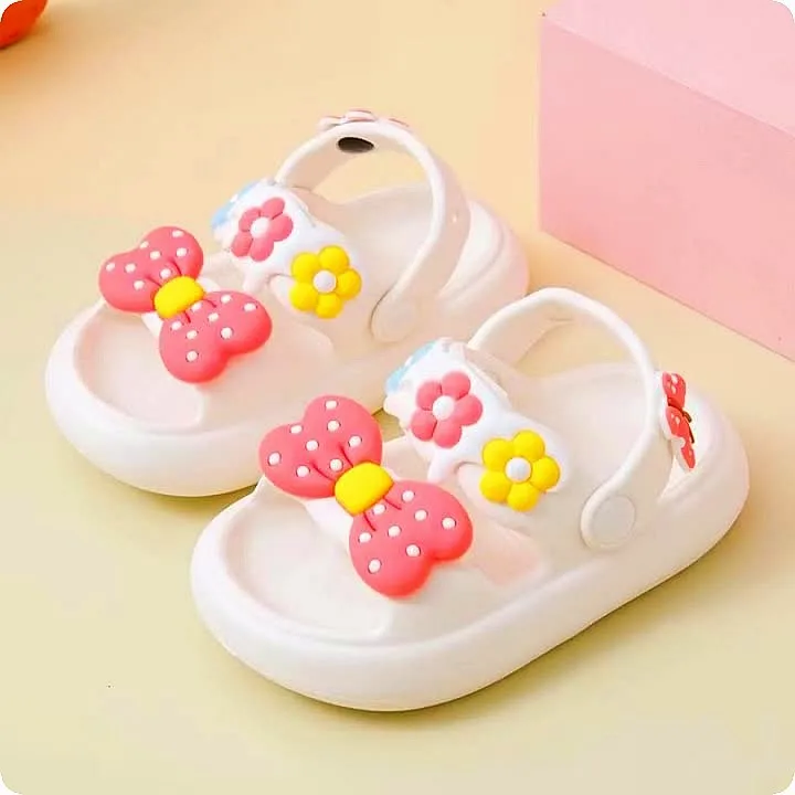 Girls cute slippers Comfortable home slippers Fashion girls sandals non-slip soft soled girls slippers