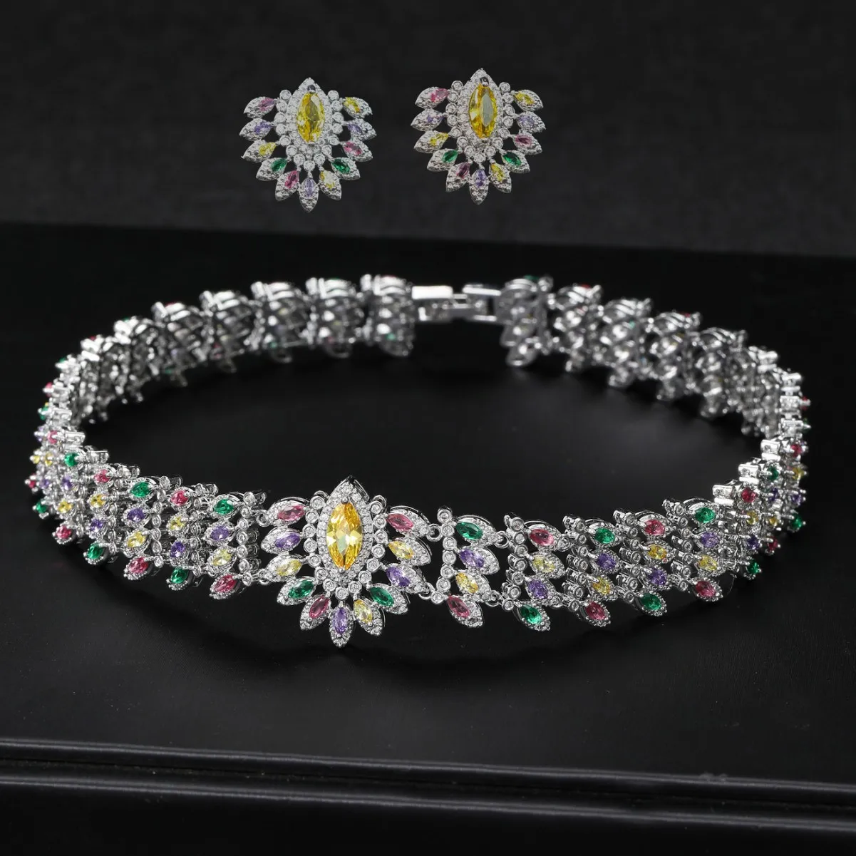 

Women Color Zircon 2Pcs Jewelry Set Shiny Full Inlay Choker Necklace Earrings Wedding Banquet Fashion Gift