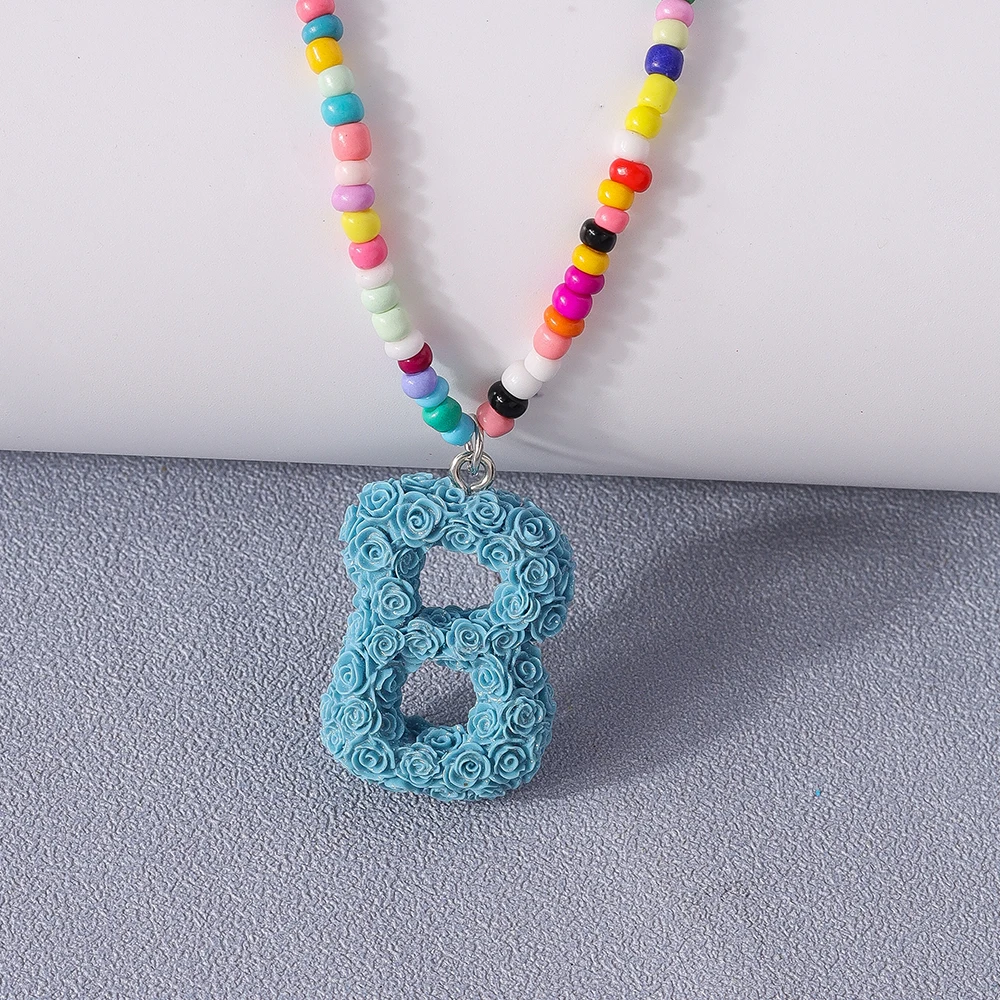 Aihua Niedliche Boho-Halskette mit Namen und Initialen, 26 Buchstaben, für Frauen, BFF, beste Freunde, Kinder, Rose, A-Z Alphabet-Halsketten, Geburtstagsgeschenke – Detail 6