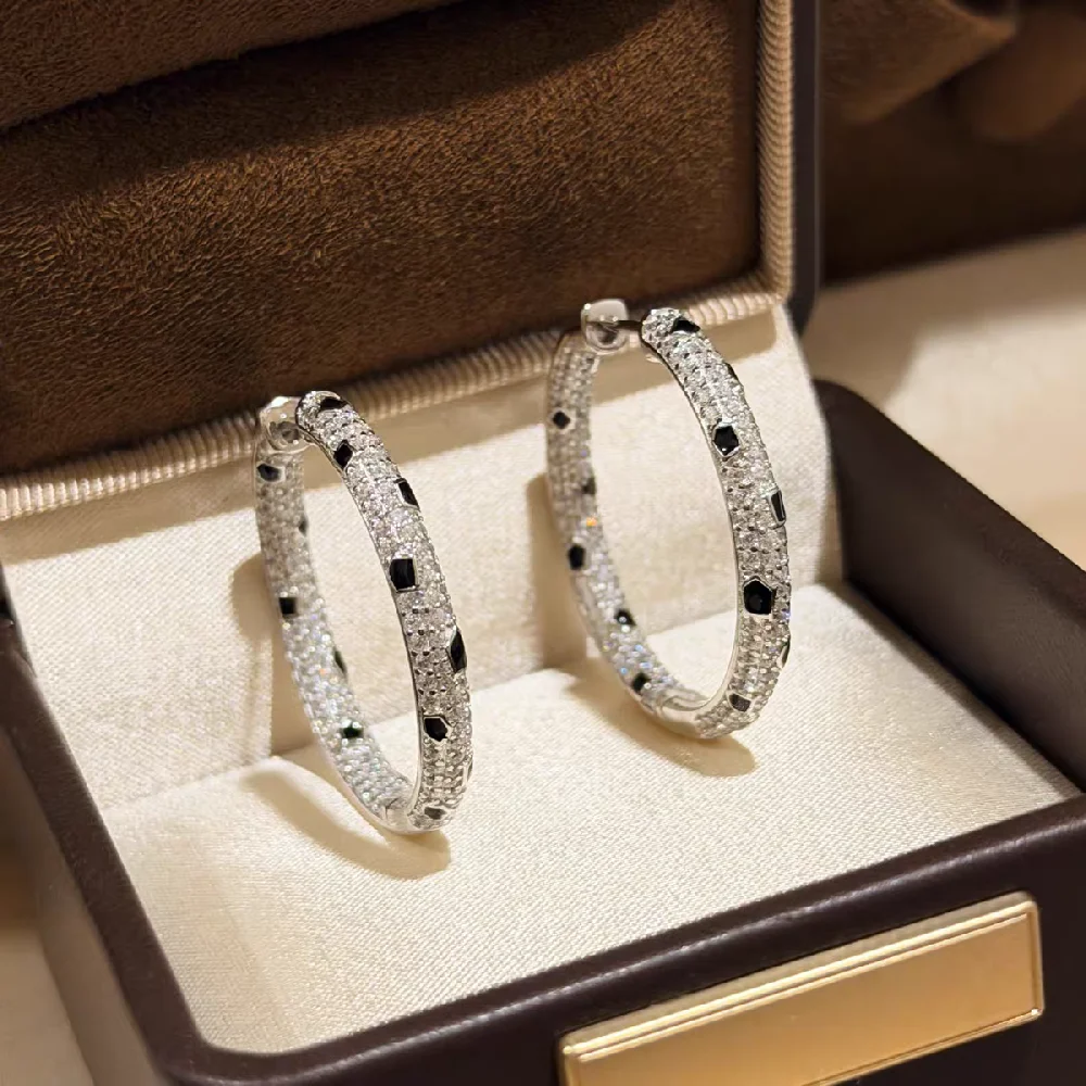 

ARIGAYA 925 Sterling Silver Synthetic Zircon Black And White Full Diamond Leopard Print Round Hoop Earrings For Women