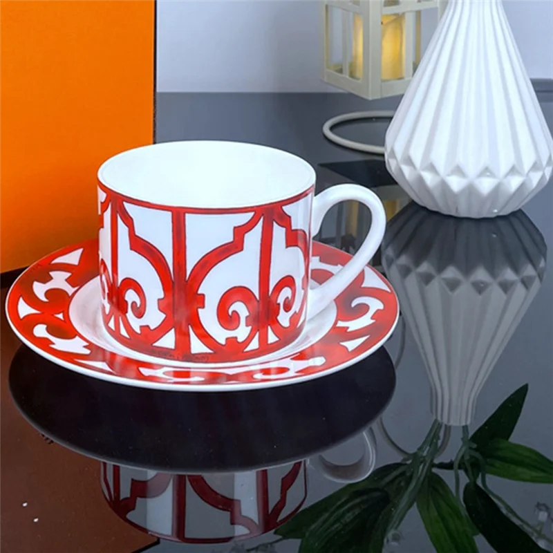 ABKY-Coffee Cup And Plate Set Court Bone China Afternoon Tea Cup Coffee Cups And Saucers Luxury Couple Home Cup And Plate