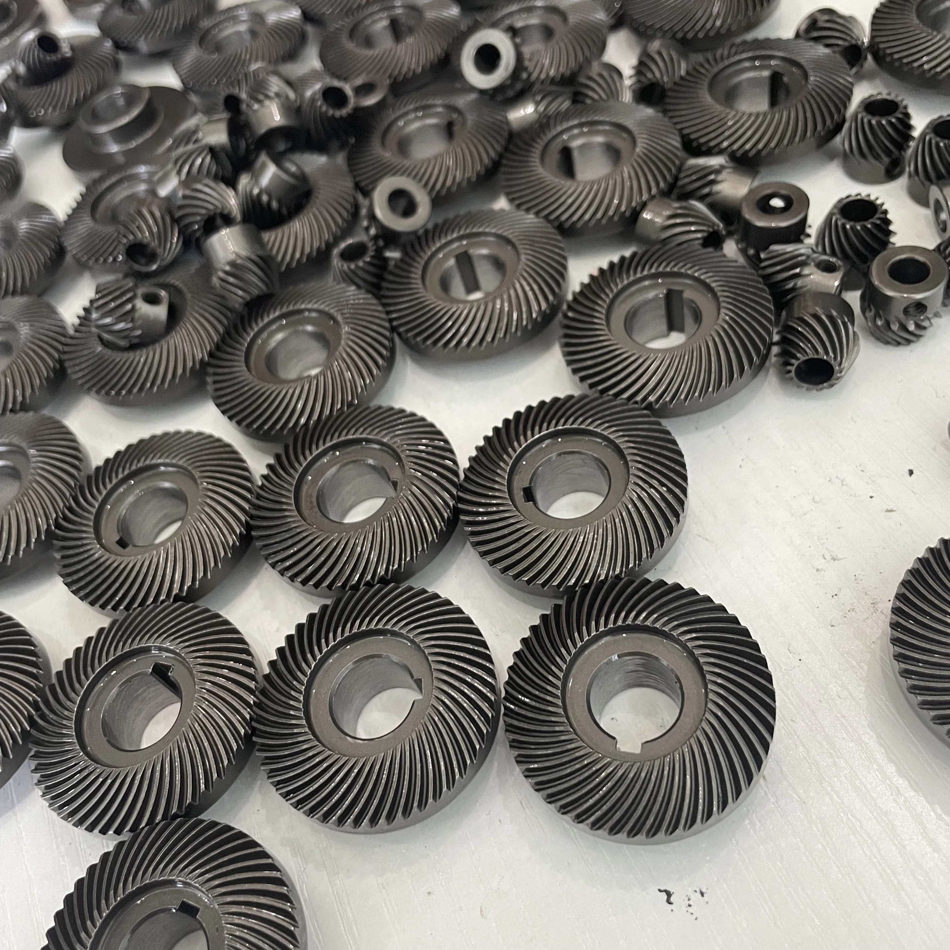 forSpiral Bevel Ring & Pinion Gear Supplier Manufacturer Forging Customized Differential Drive Transmission Hypoid Gears