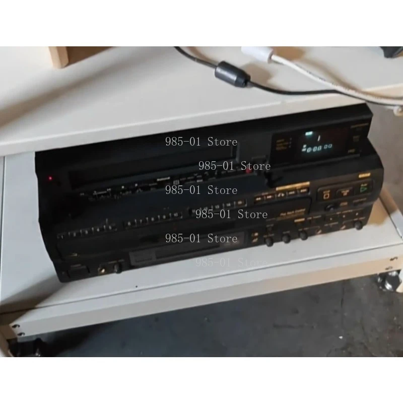 

Classic L15 Video Recorder Vintage Video Tape Cassette Player VHS Format