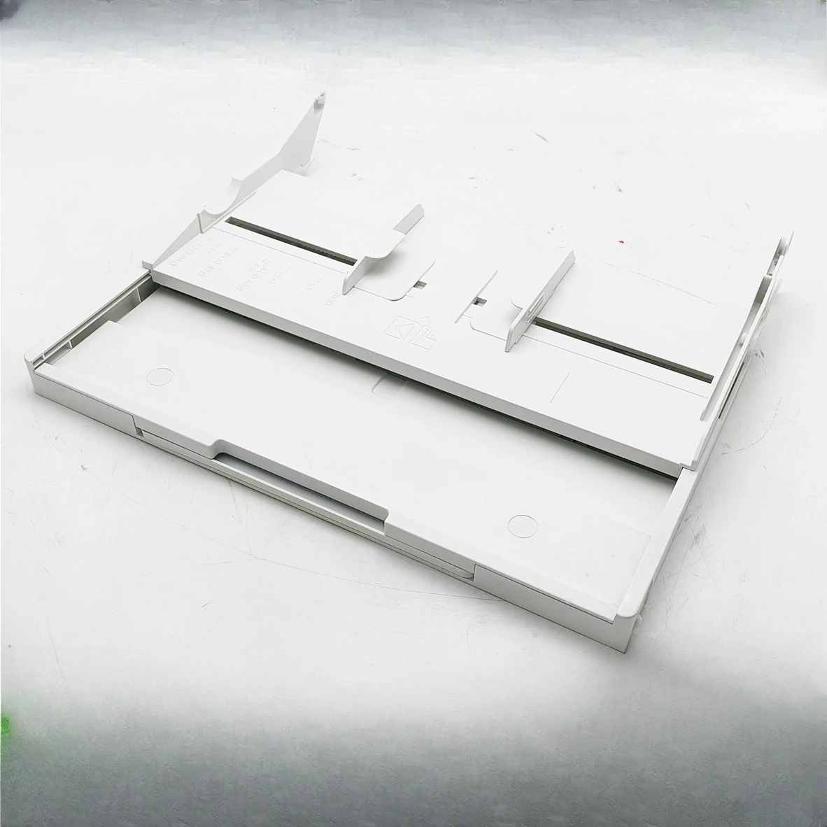 

Оригинальный лоток для ручной бумаги HP 72625 72630 72525 77422 77428