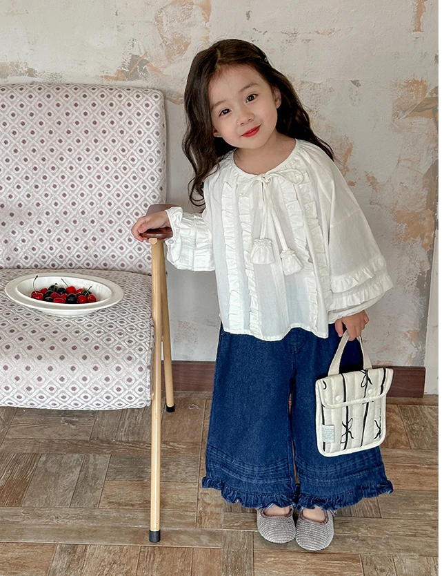 Blouses Autumn Childrens Clothing Girl White Shirt Puff Sleeve Children Shirt Long Sleeves Tops Open Stitch 2024 Loose Sweet