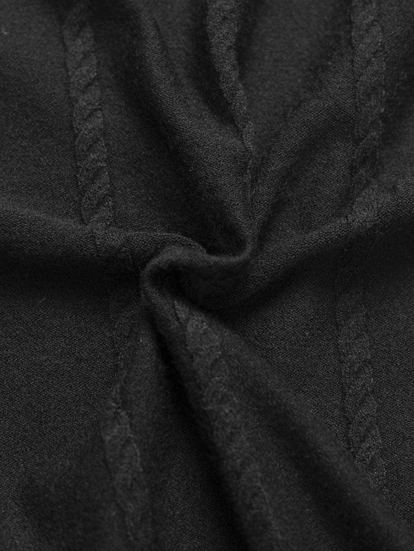 Herren Rollkragenpullover mit Zopfmuster, schmal geschnitten, langärmelig, warm, lässiger Strickpullover. – Detail 6