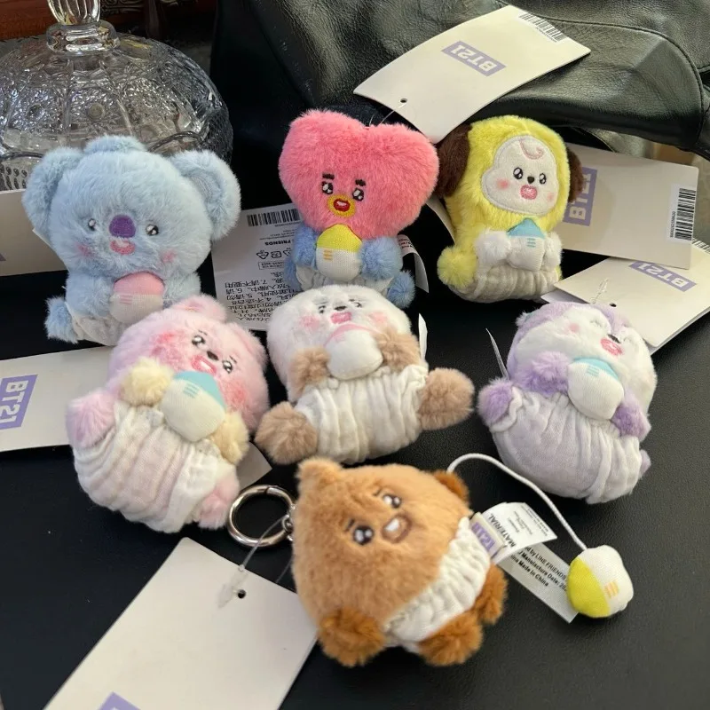 جديد BT21 مصاصة سلسلة صغيرة كوكي رجالي مجموعة أفخم دمية فتاة المدرسية قلادة مانغ الديكور لطيف تاتا المفاتيح دمية هدية