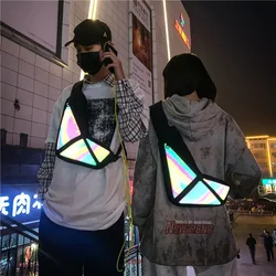 Cool Reflective Men's USB Chest Bag Trend Designer Holographic Crossbody Bags for Men Hip Hop Streetwea CoupleBag Waterproof