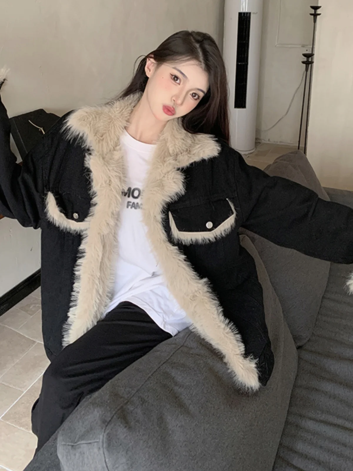 Black Cotton Jacket With Thickened Cotton Jacket For Women's Winter Warmth, Loose Fit, Medium Length Woolen Patchwork Denim Coat