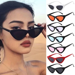 Gafas de sol de ojo de gato para mujer, lentes de sol de triángulo pequeño, Vintage, color rojo, tendencia femenina, ropa de calle, UV400