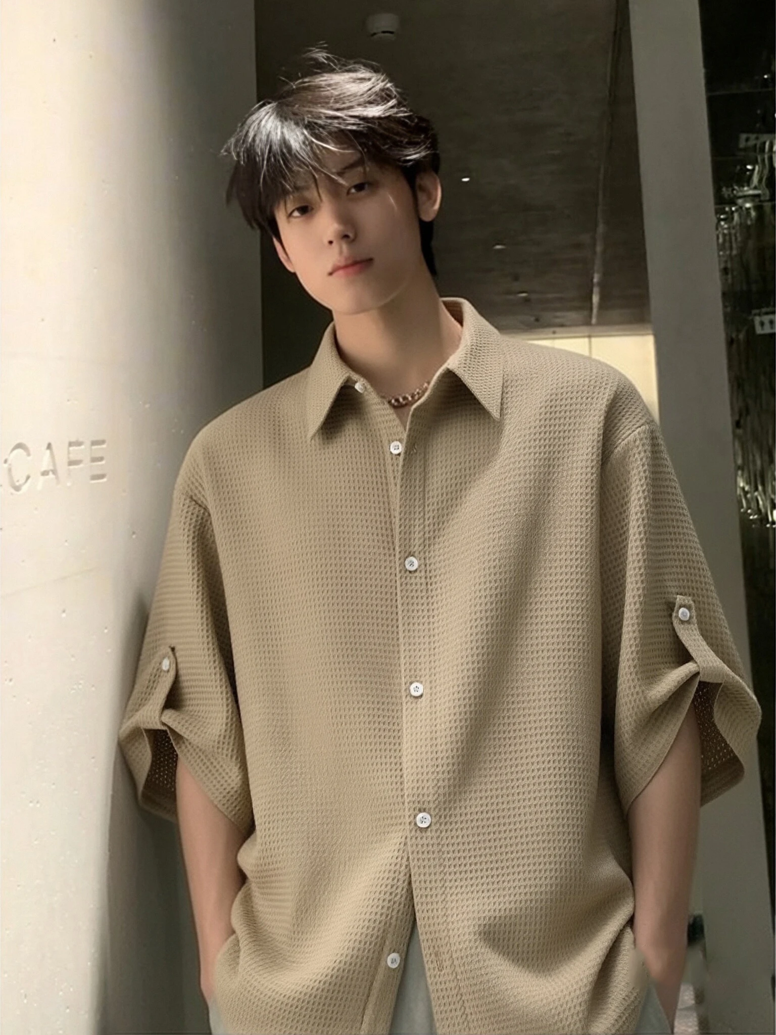 

Khaki ort Sve irt Men's Spring Summer Loose Fit Thin Outerwear Casual irt Cleanfit Sle Regular Length Button up