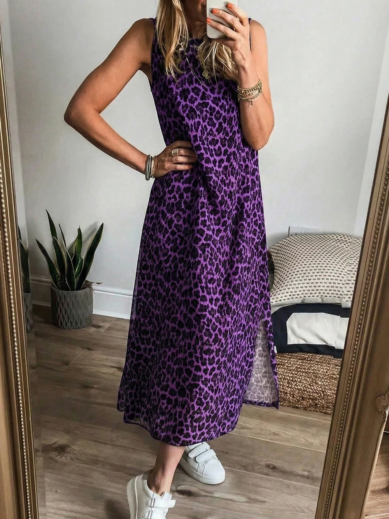 

Легкое французское бежевое платье оверсайз с леопардовым принтом, без рукавов, повседневное, длинное