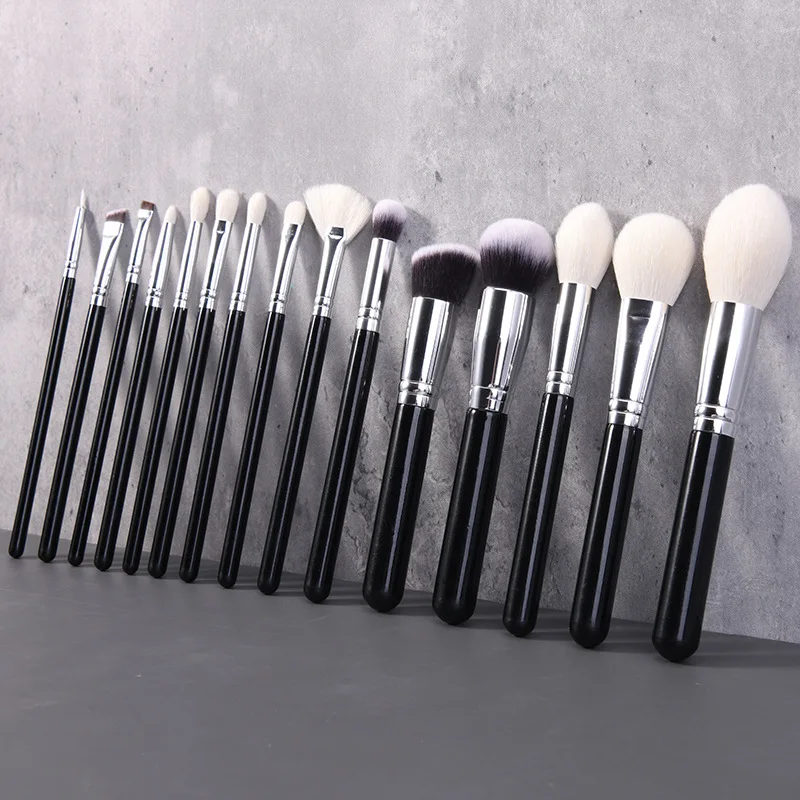 15 Pcs 동물 헤어 메이크업 브러쉬 세트 전문 파운데이션 및 아이섀도 브러쉬, 메이크업 아티스트를 위한 파우치가 포함된 휴대용 화장품 키트