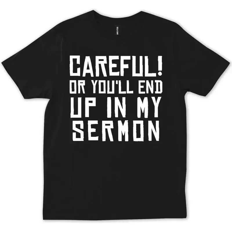 T-shirt drôle avec le discours du prédicateur, du pasteur ou du missionnaire